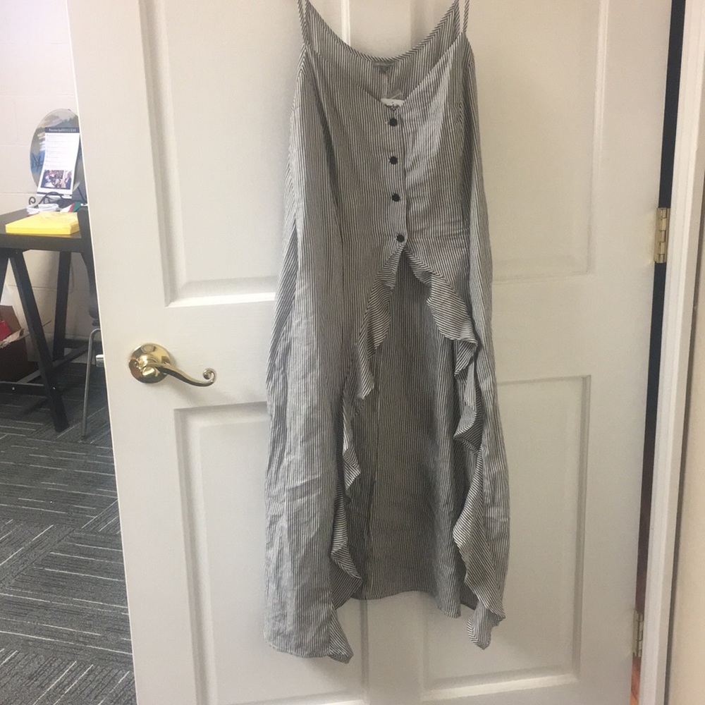 Charlotte Russe high low tank